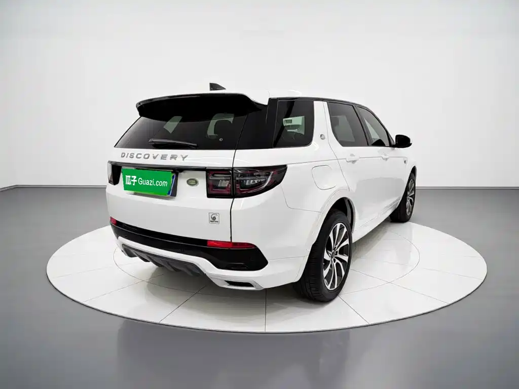 Land Rover Discovery Sport 2021
