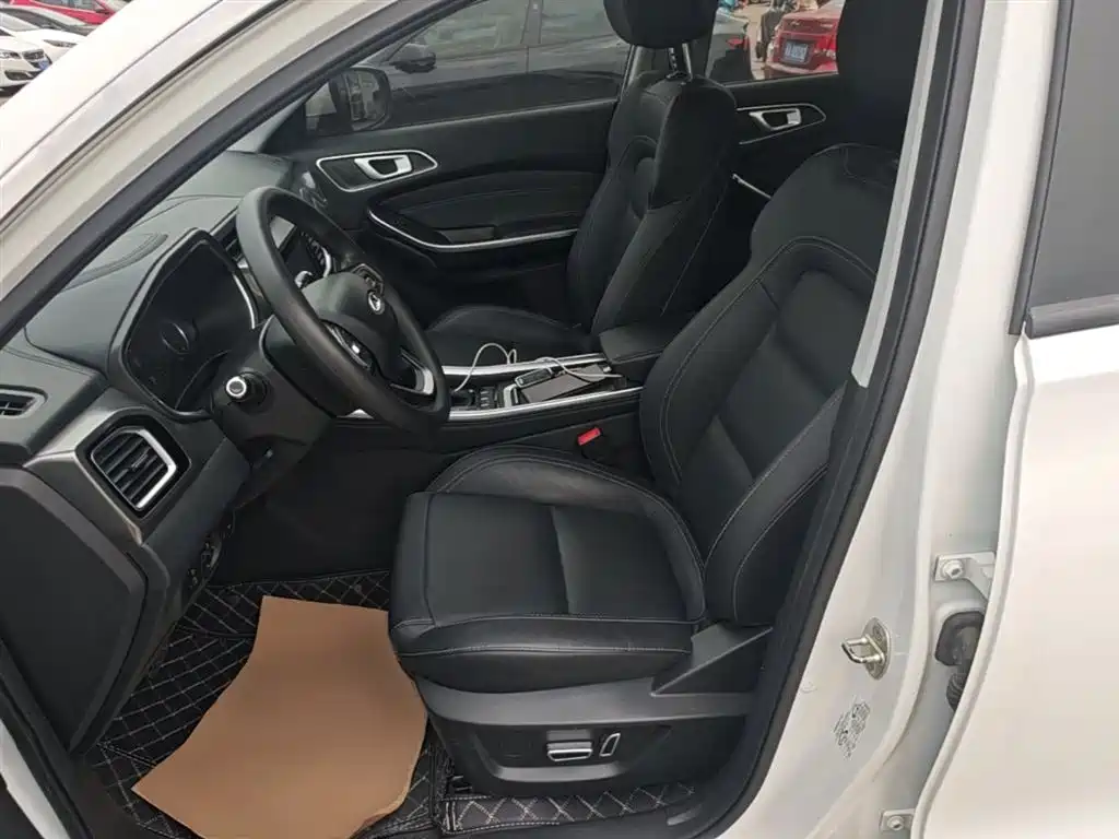 Chery Tiggo 8 2019 — фото 15