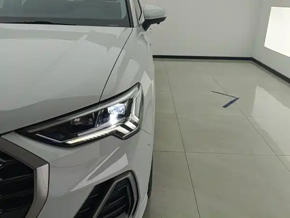 Audi Q3 2021