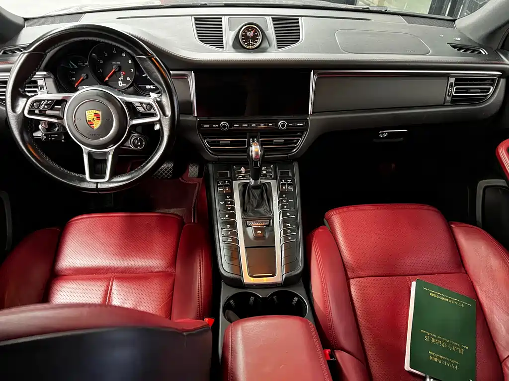 Porsche Macan 2020 — фото 6
