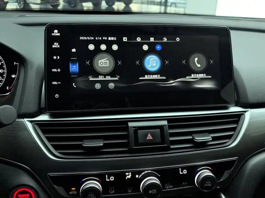 Honda Accord 2023 — фото 13