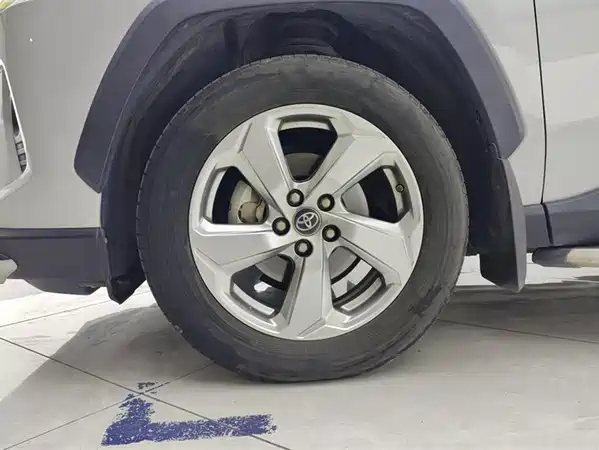 Toyota RAV4 2023