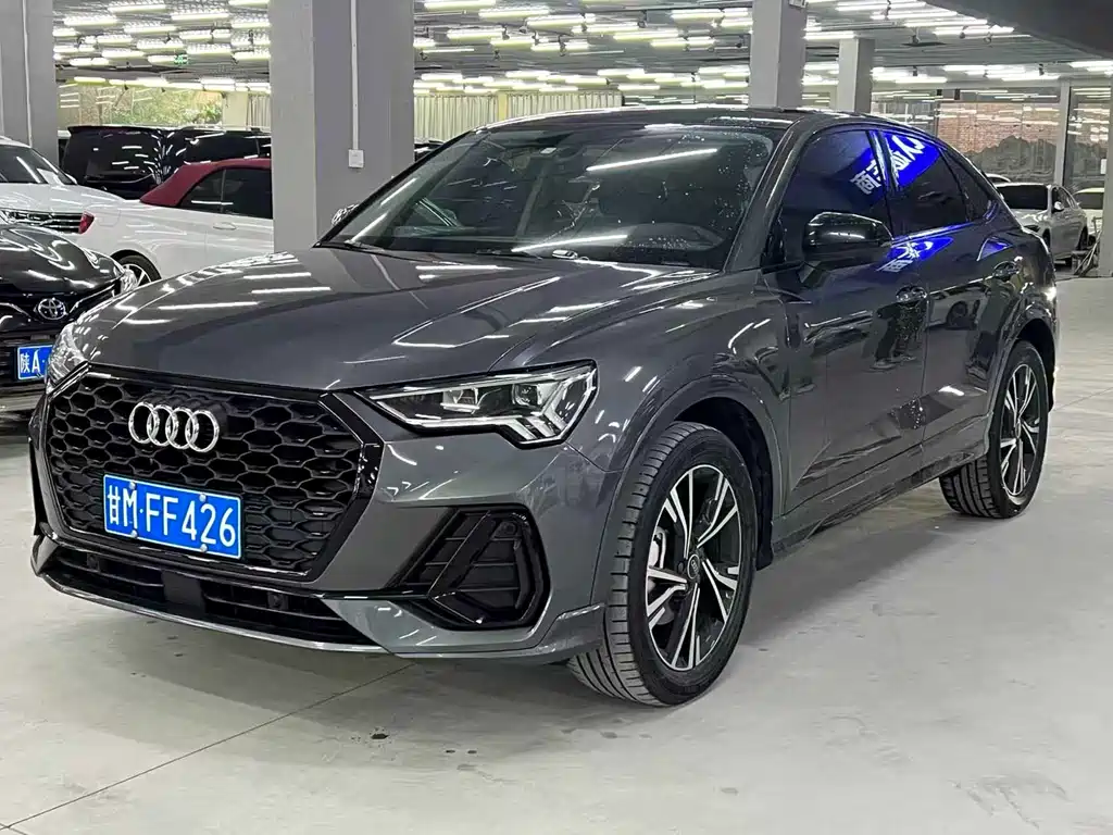 Audi Q3 Sportback 2022 — фото 1