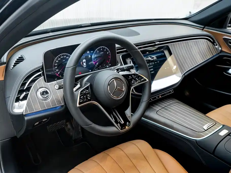 Mercedes-Benz E-Class 2025 — фото 22