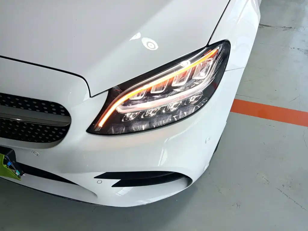 Mercedes-Benz C-Class 2020 — фото 18