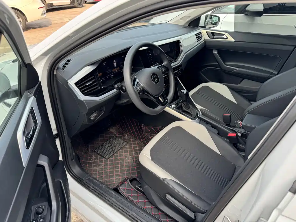Volkswagen Polo 2023
