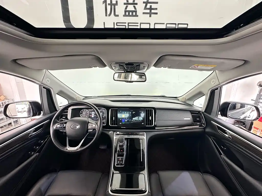 GAC Motor Trumpchi M8 2021 — фото 5