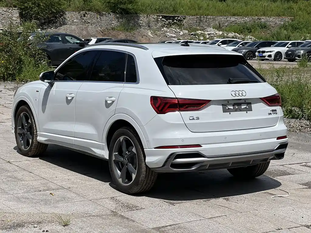 Audi Q3 2023