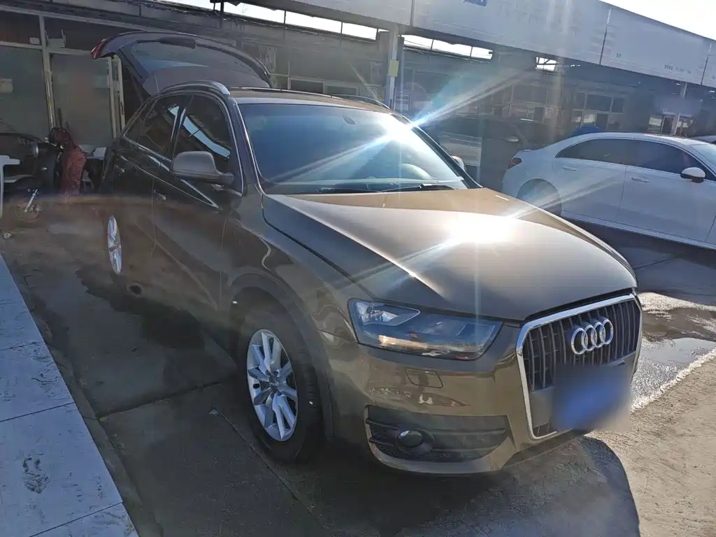 Audi Q3 2015 — фото 22