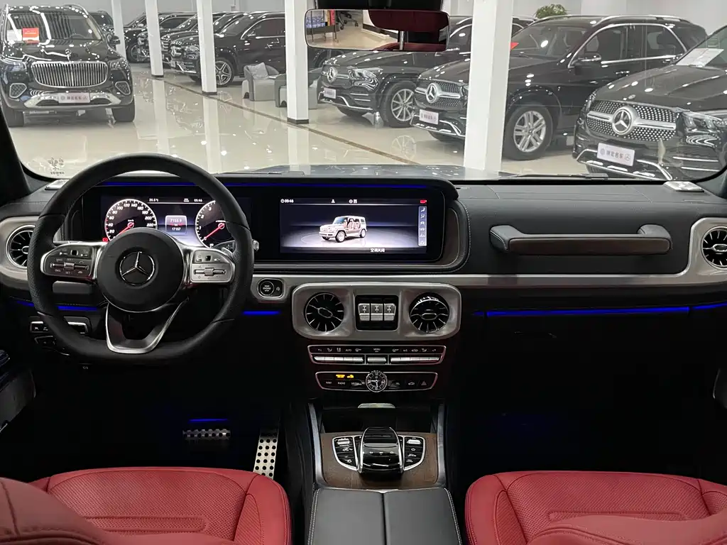 Mercedes-Benz G-Class 2023 — фото 16