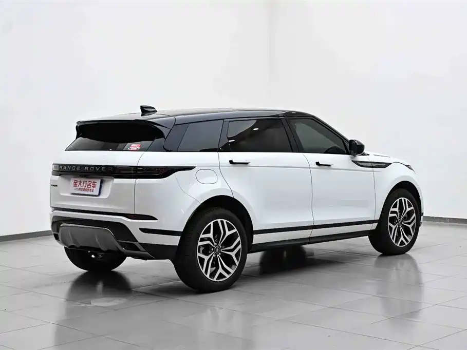 Land Rover Evoque 2025 — фото 3