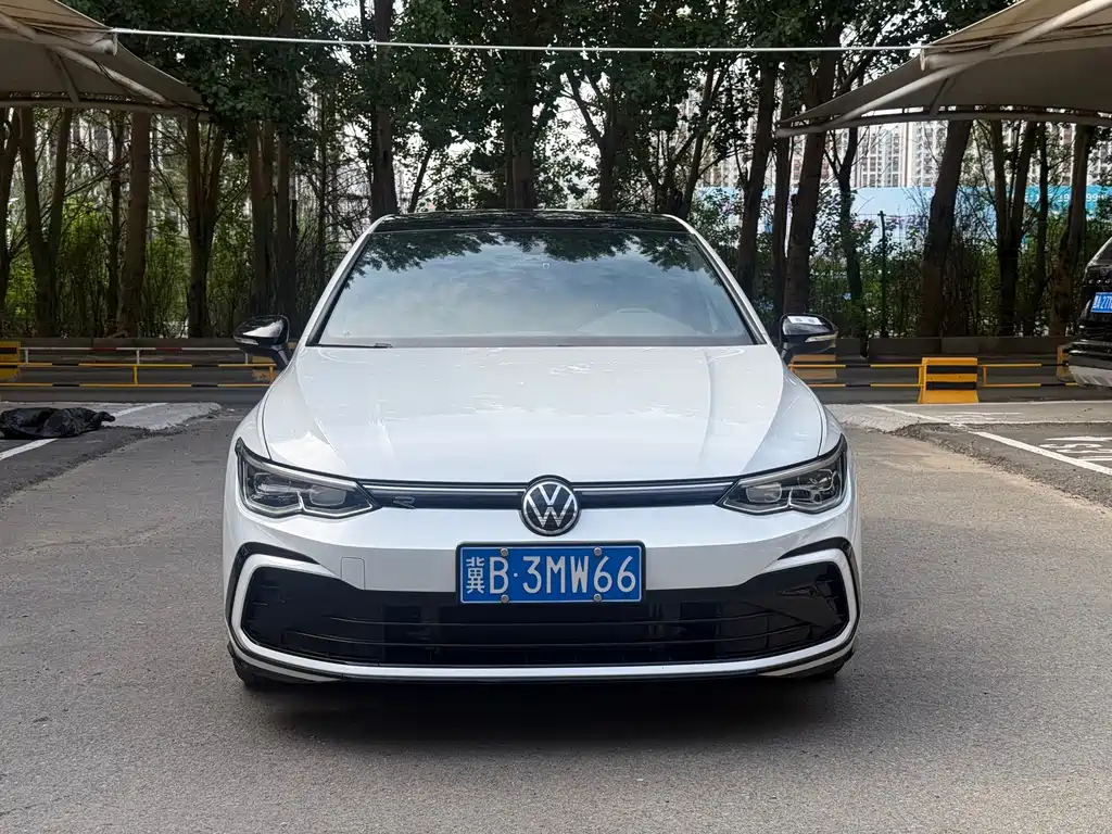 Volkswagen Golf 2022