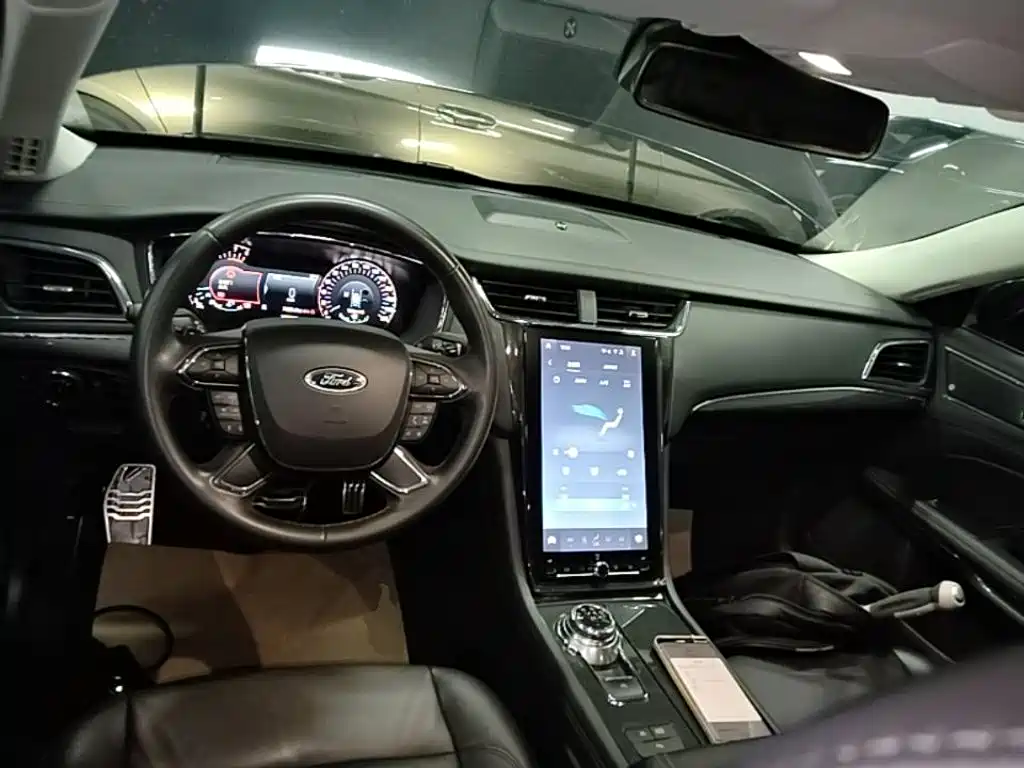 Ford Taurus 2021 — фото 10