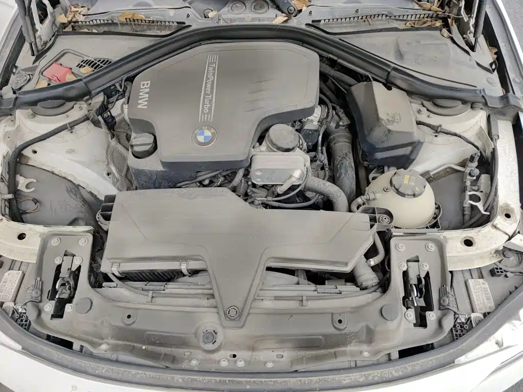 BMW 3 Series 2016 — фото 11