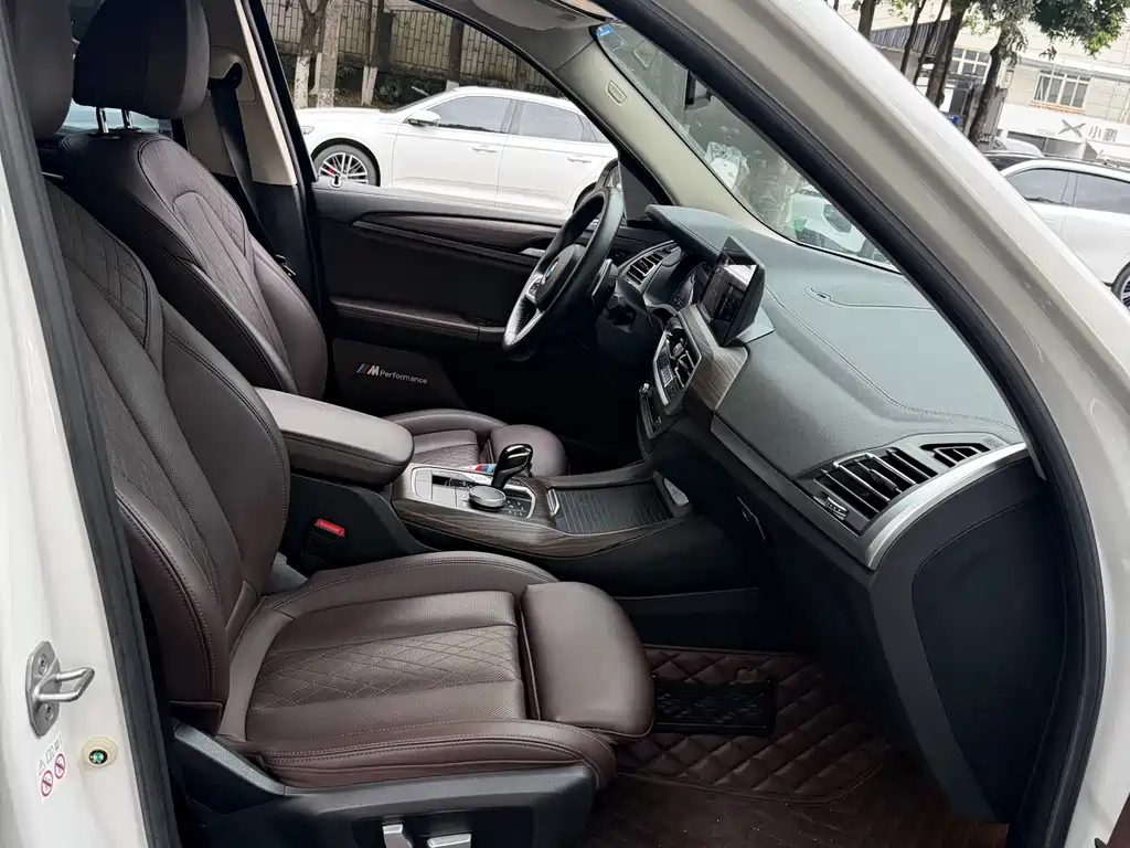 BMW X3 2022 — фото 17