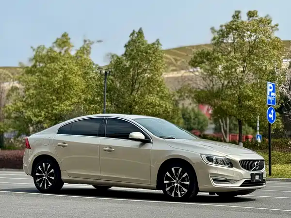 Volvo S60 2018