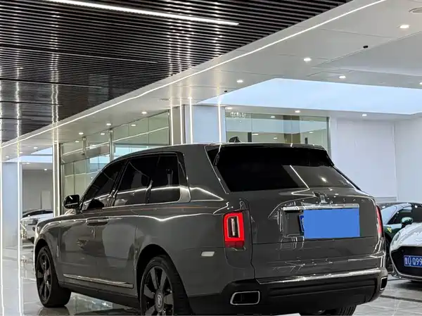 Rolls-Royce Cullinan 2018