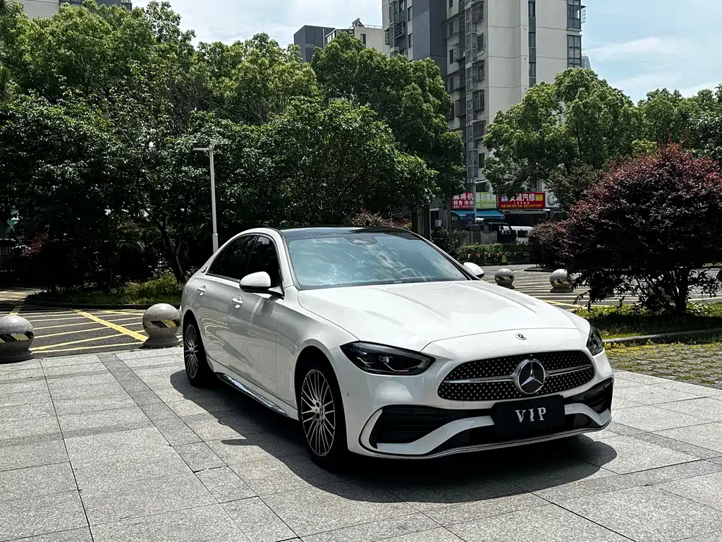 Mercedes-Benz C-Class 2023