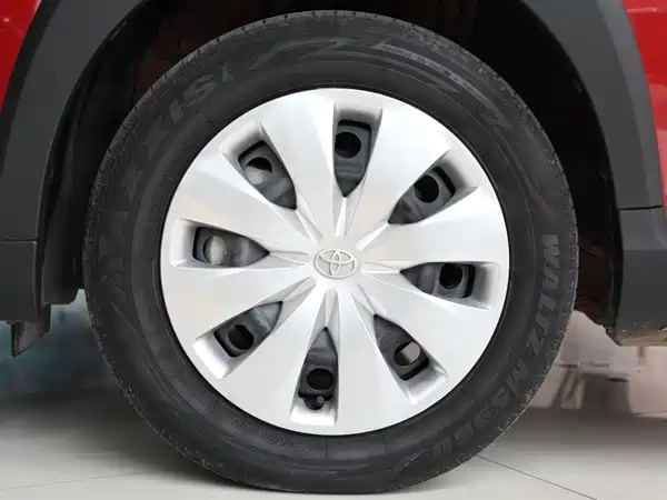 Toyota Yaris L 2022