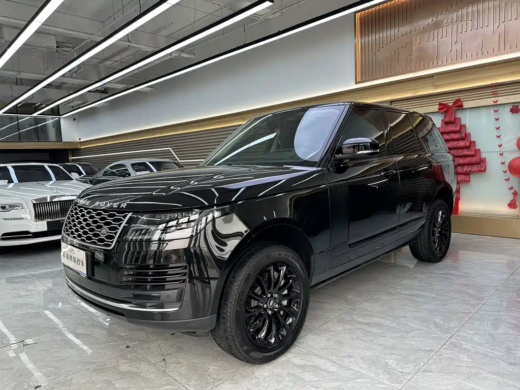 Land Rover Range Rover 2020 — фото 1