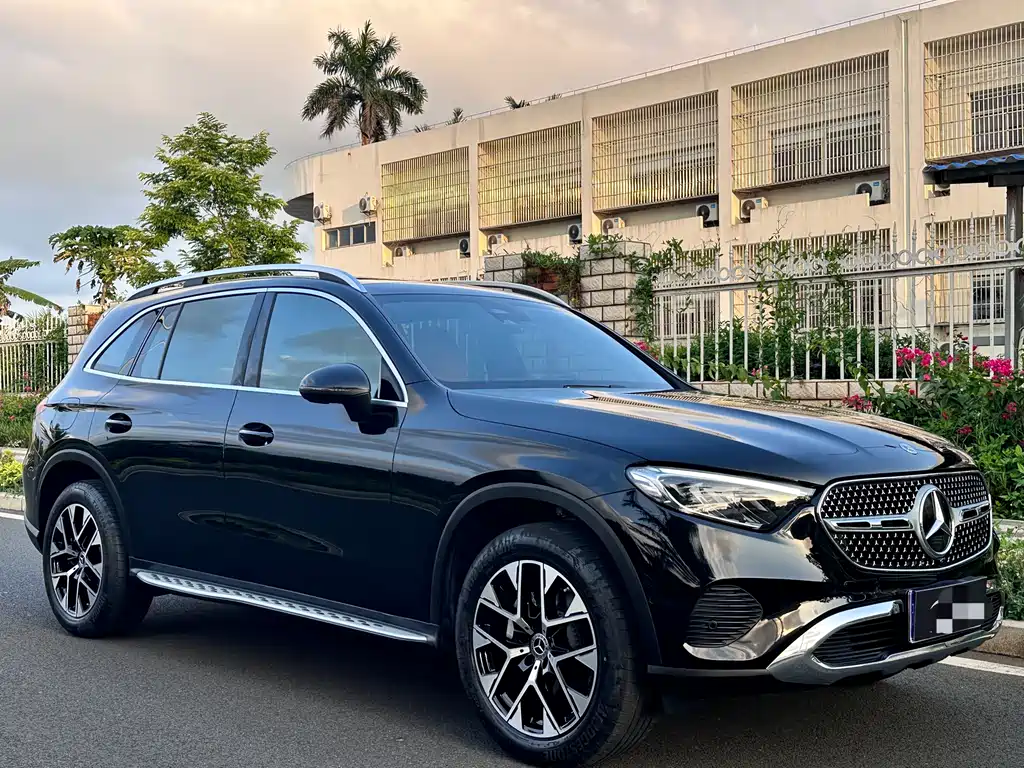 Mercedes-Benz GLC 2023 — фото 4