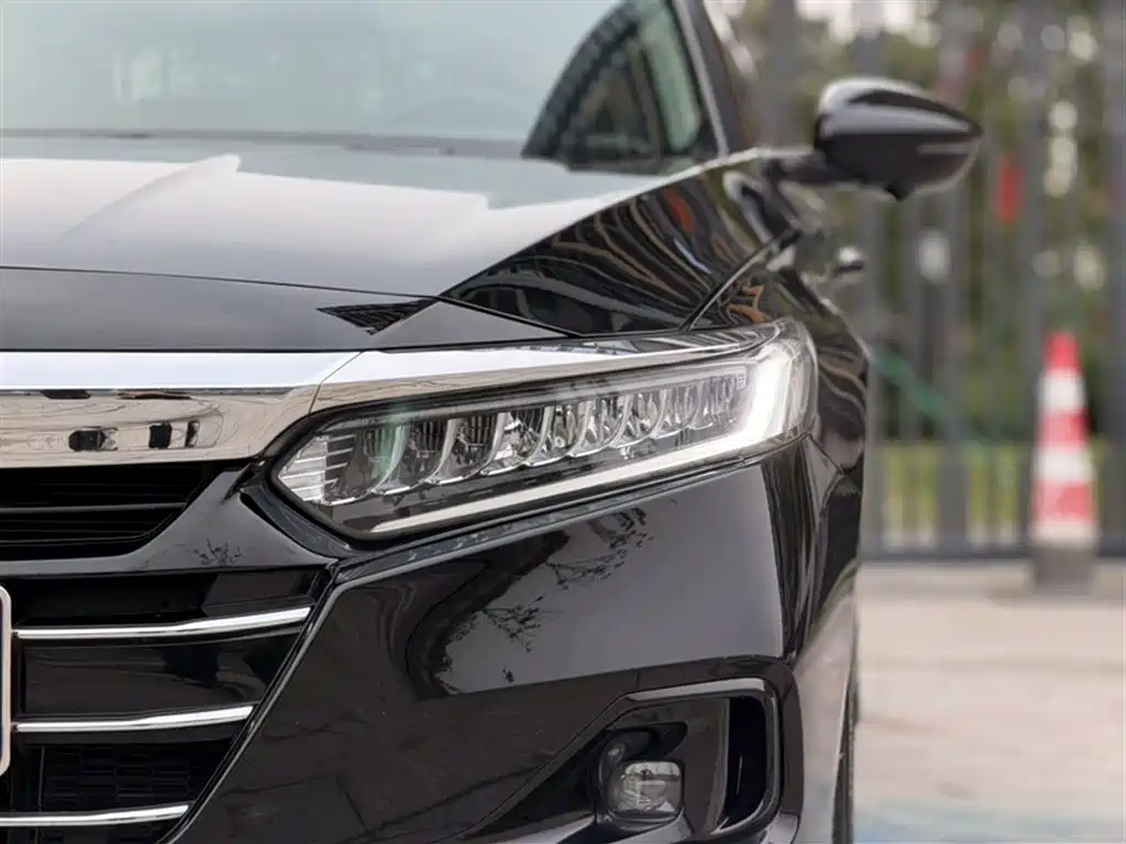 Honda Accord 2022 — фото 24