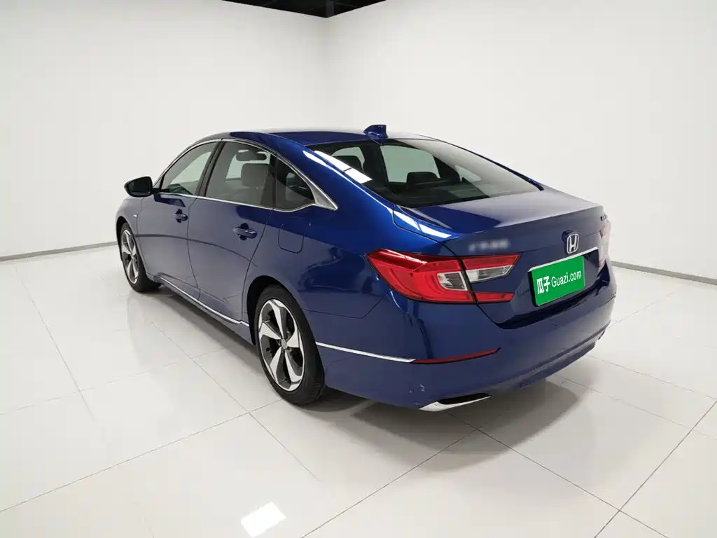 Honda Accord 2020 — фото 23