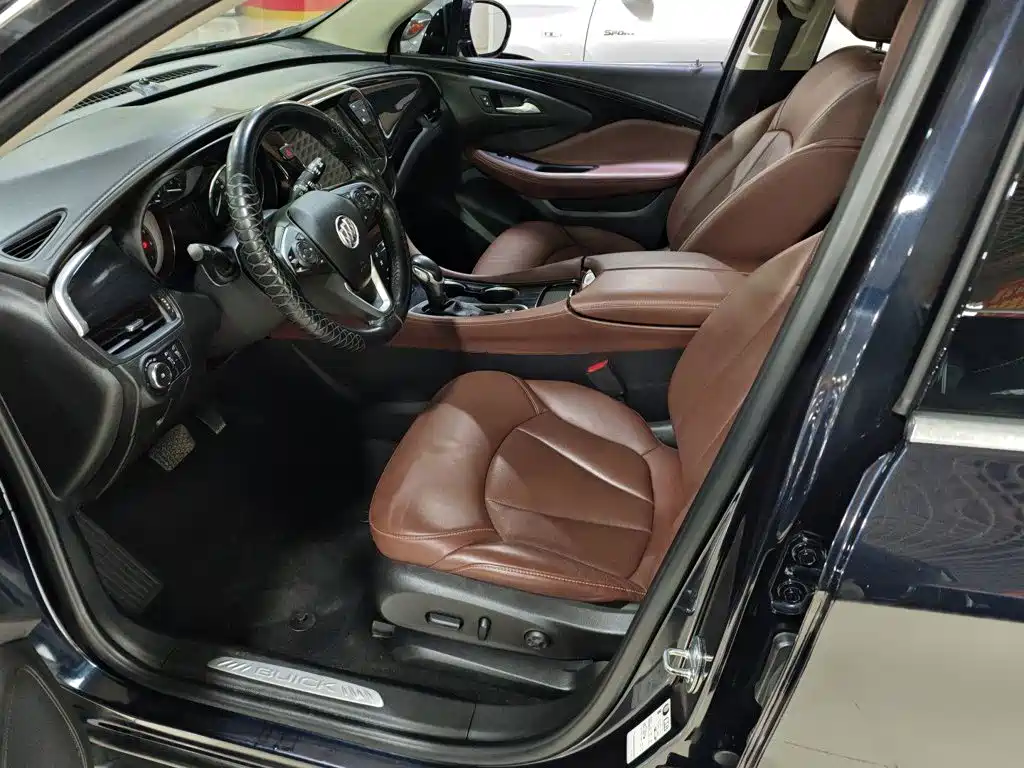 Buick Envision Plus 2020 — фото 9