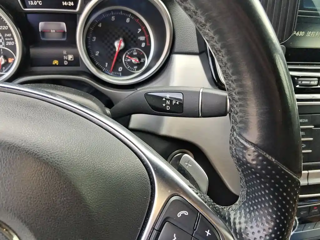 Mercedes-Benz GLE 2016
