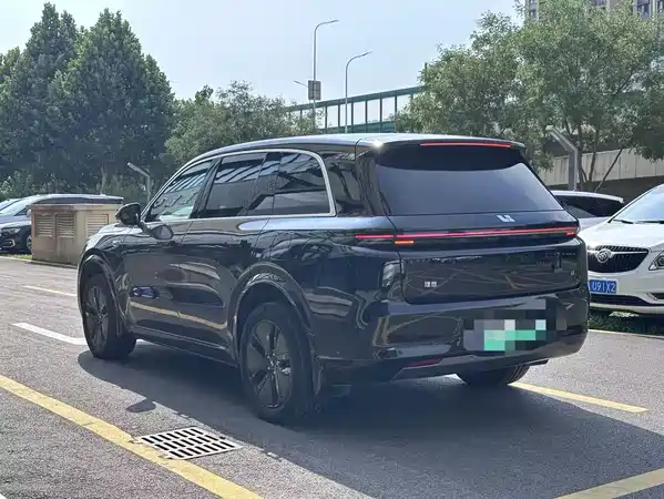 Li Auto L8 2024