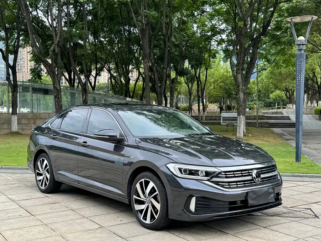 Volkswagen Sagitar 2023
