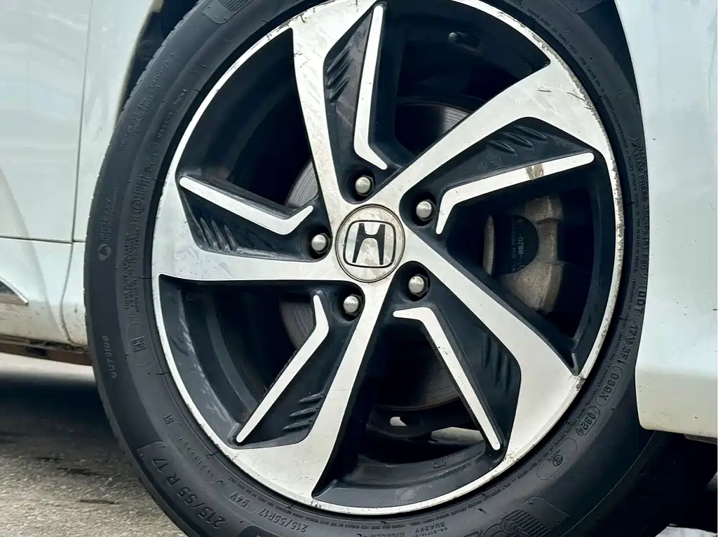 Honda Odyssey 2017 — фото 16