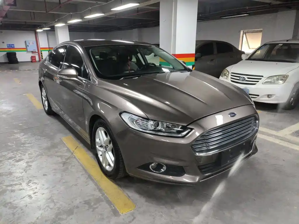 Ford Mondeo 2015 — фото 4