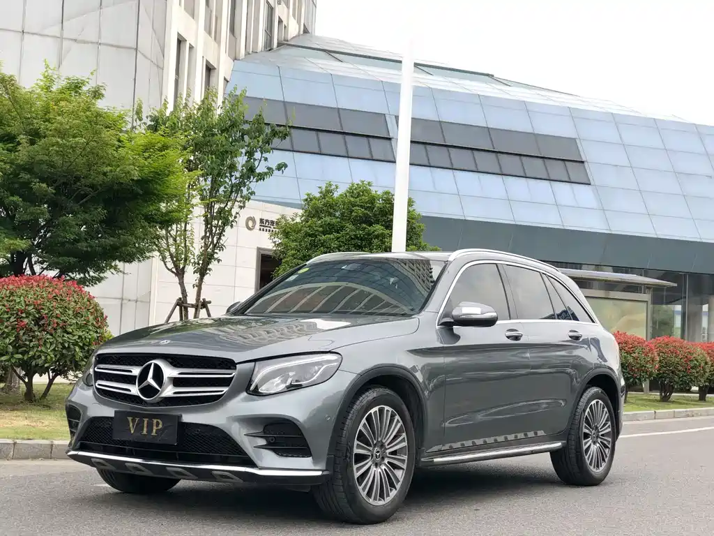 Mercedes-Benz GLC 2017 — фото 1