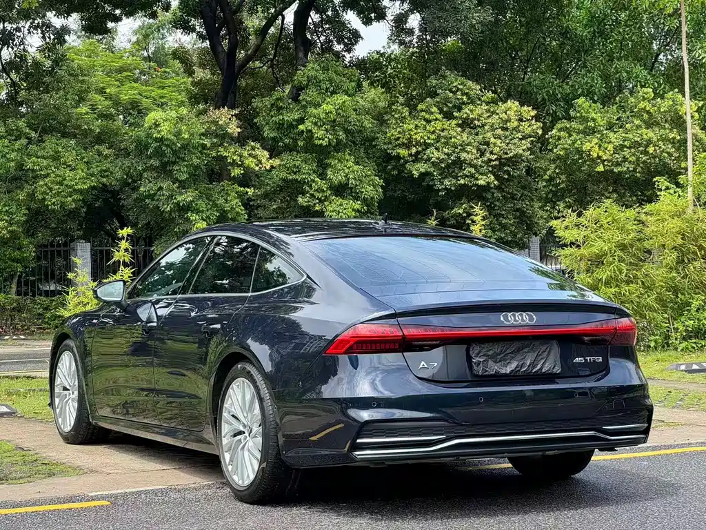 Audi A7 2021 — фото 6