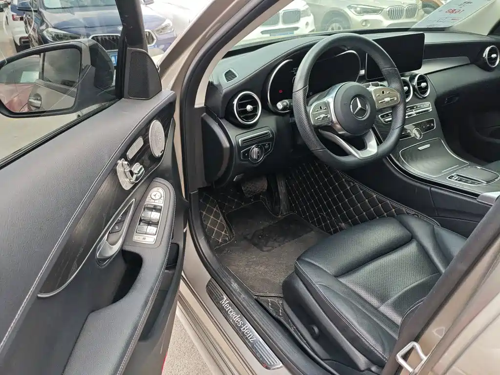 Mercedes-Benz C-Class 2021 — фото 12