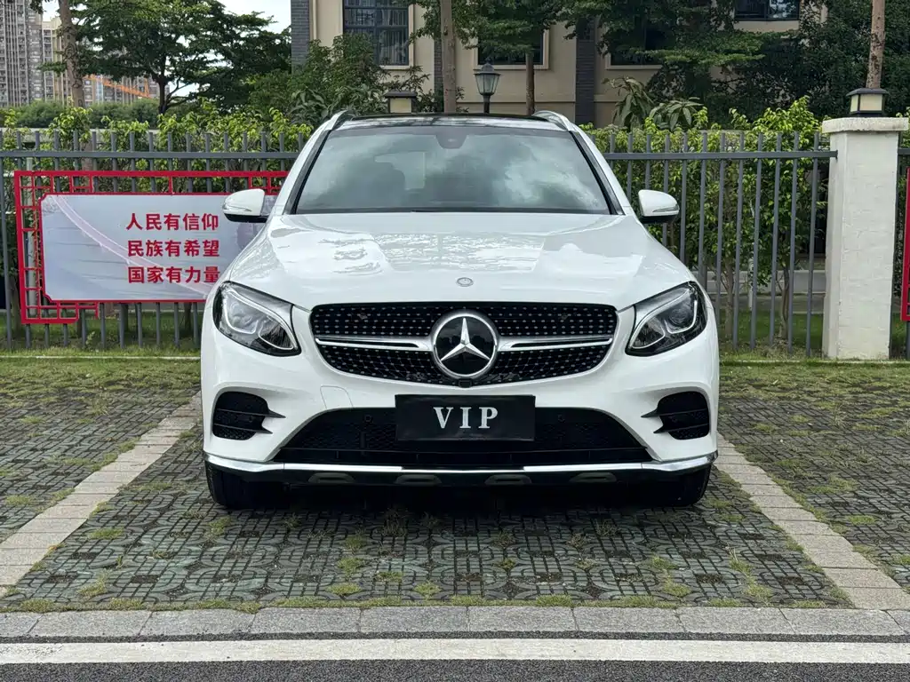 Mercedes-Benz GLC 2017 — фото 38