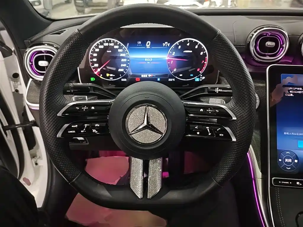 Mercedes-Benz C-Class 2023 — фото 7