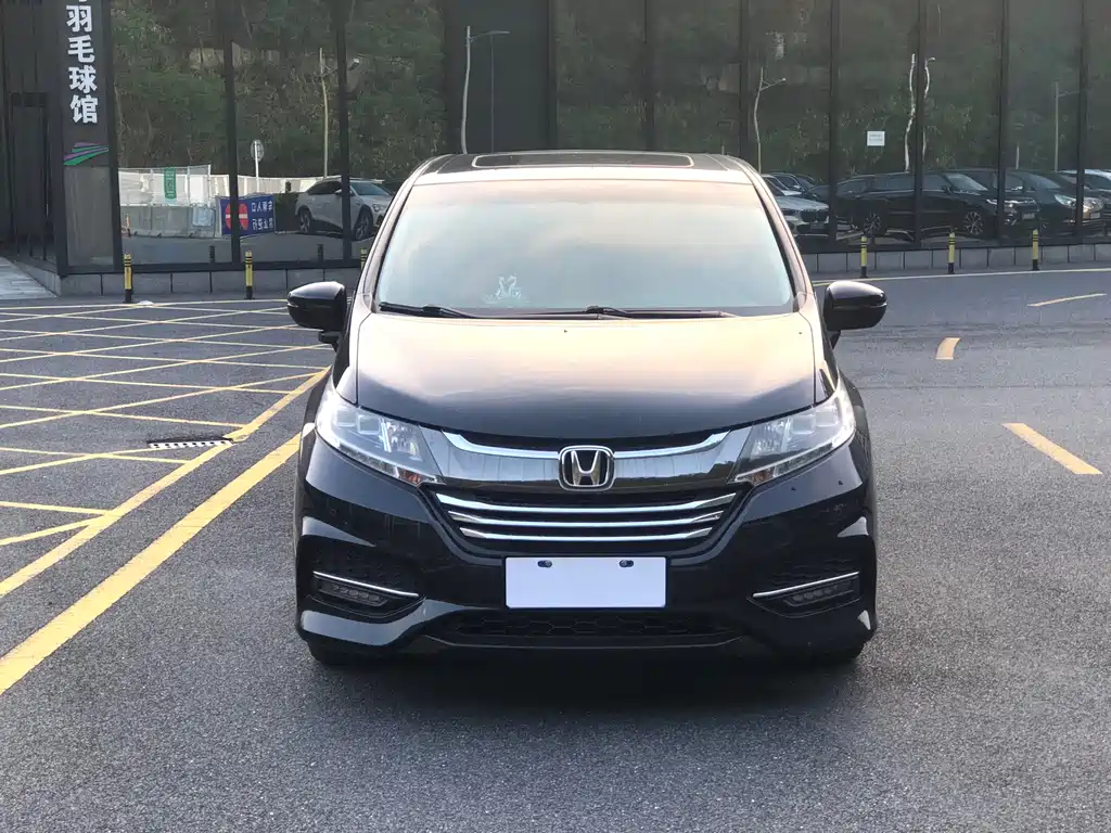 Honda Odyssey 2019 — фото 2