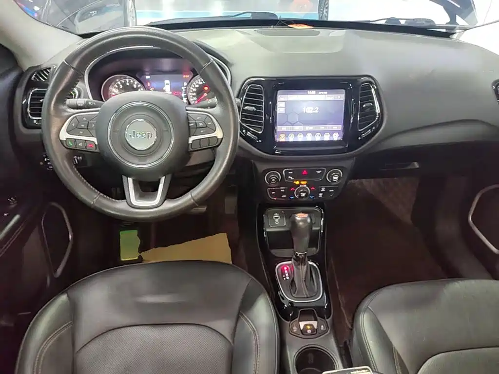 Jeep Compass 2021 — фото 6