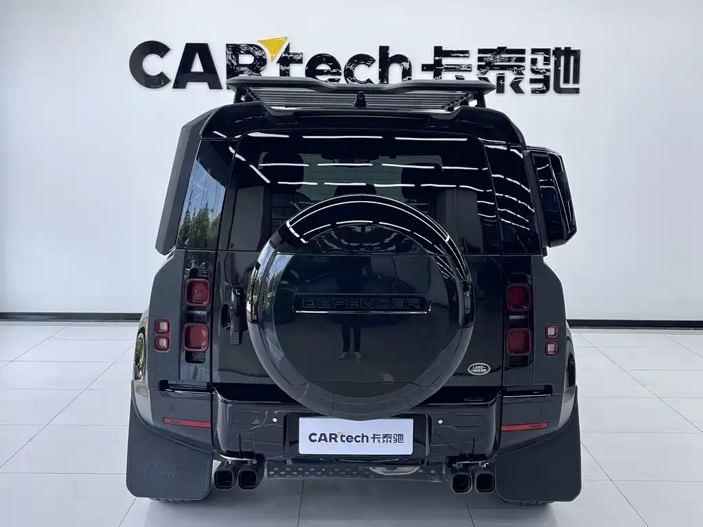 Land Rover Defender 2022 — фото 31
