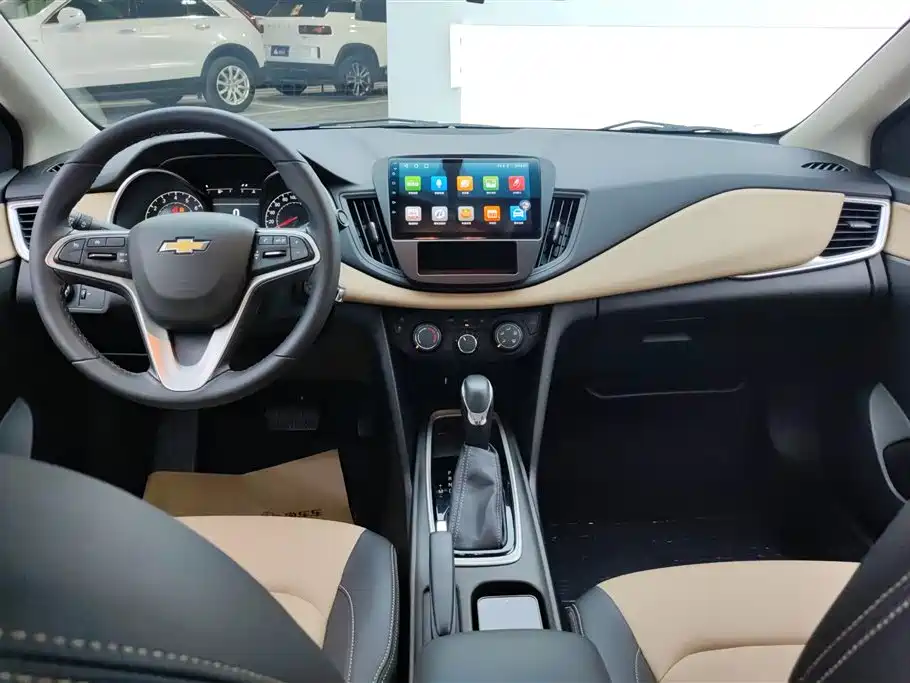 Chevrolet Monza 2023 — фото 12