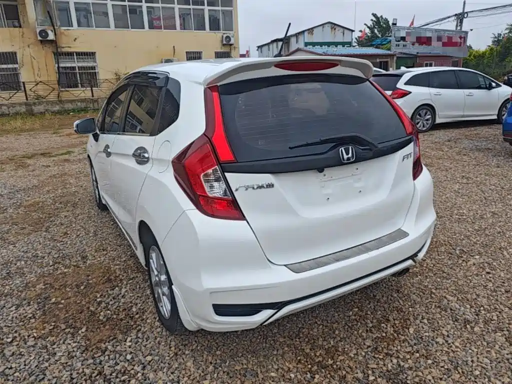 Honda Fit 2019 — фото 5