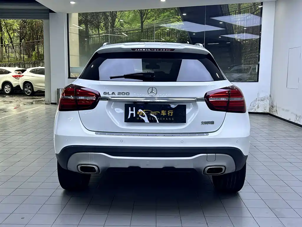 Mercedes-Benz GLA 2018 — фото 11