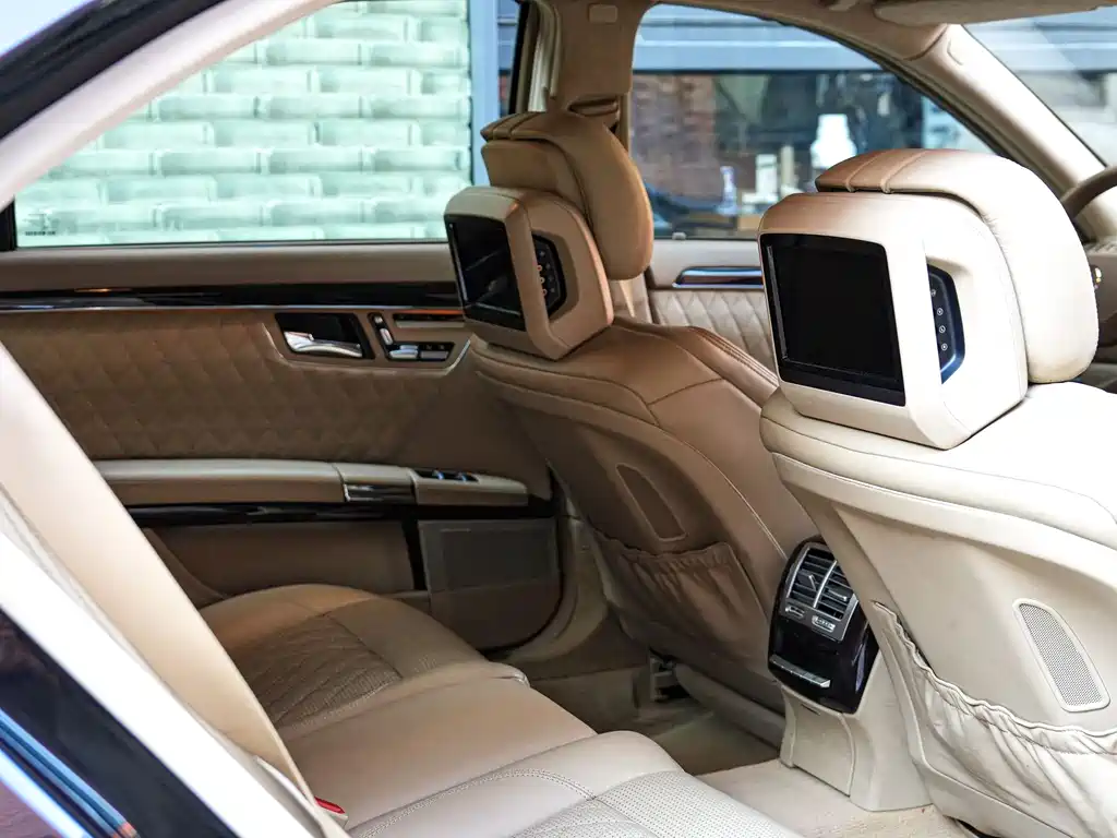Mercedes-Benz S-Class AMG 2013 — фото 16