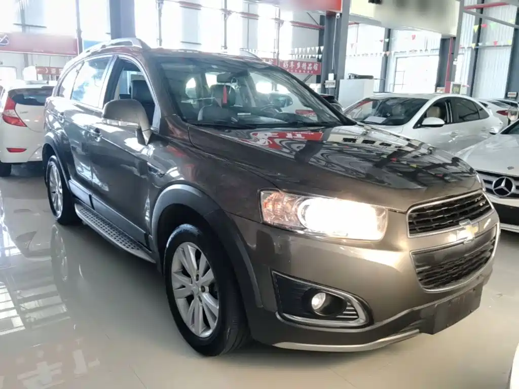 Chevrolet Captiva 2016 — фото 4