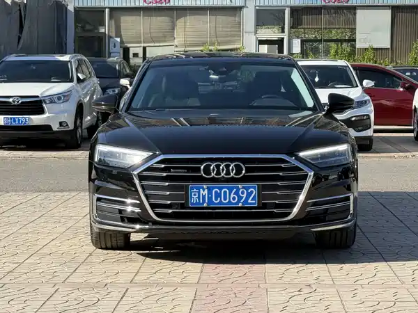 Audi A8 2021