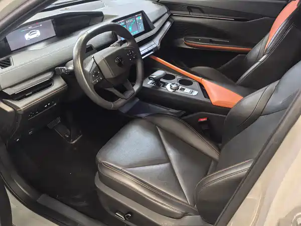 Changan UNI-V 2022