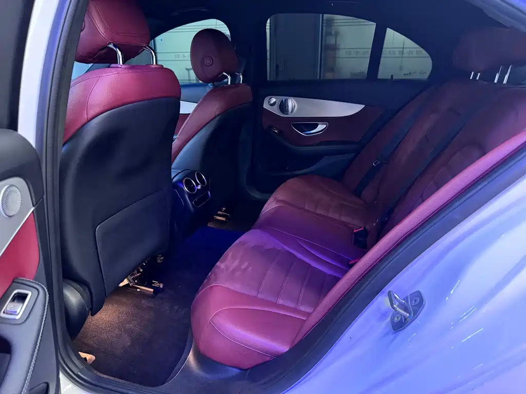Mercedes-Benz C-Class 2020
