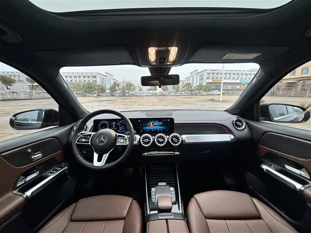 Mercedes-Benz GLB 2021 — фото 15